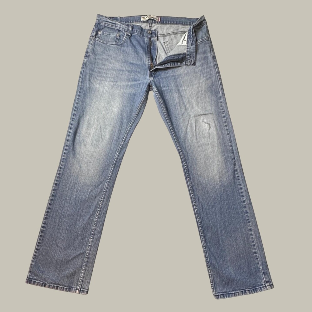 Vintage Levi's 559 Jeans Mens 36x34 Relaxed Straight Leg Blue Light Wash Denim